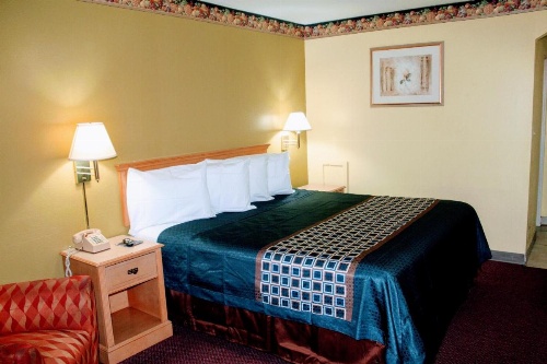 Hutchinson Inn image 10