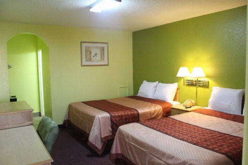 Hutchinson Inn image 14
