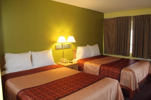 Hutchinson Inn image 16