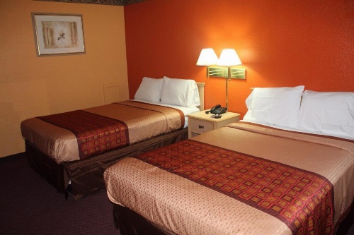 Hutchinson Inn image 27