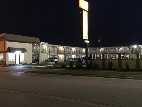Hutchinson Inn image 30